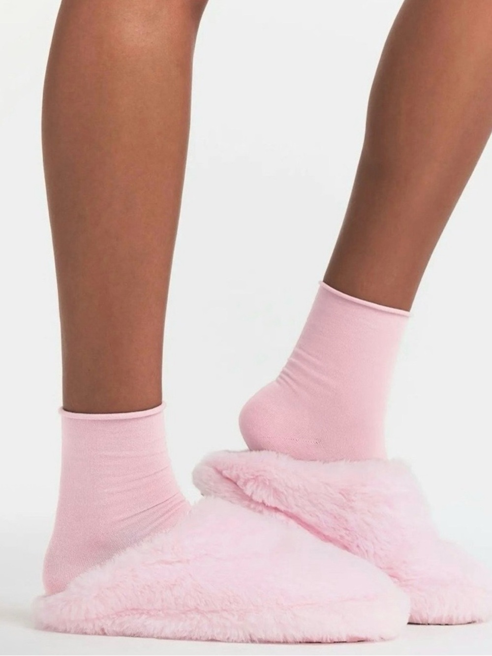 Skims Fur Slippers in Cherry Blossom size: 35